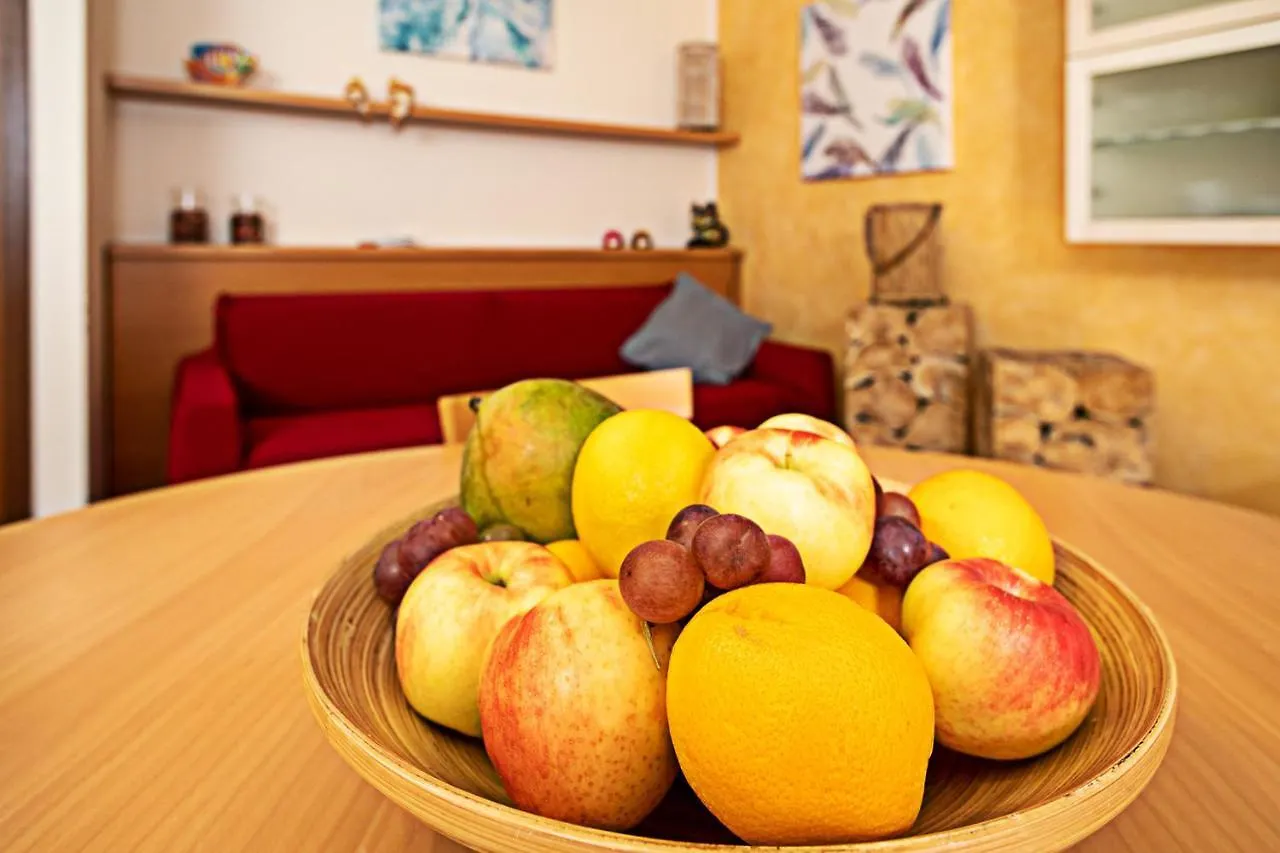 Apartment Iris - Regarda Travel Lazise