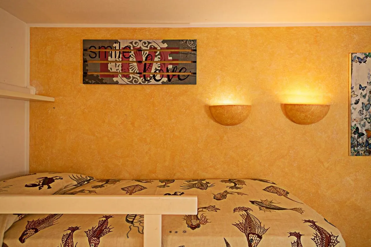 Apartment Iris - Regarda Travel Lazise